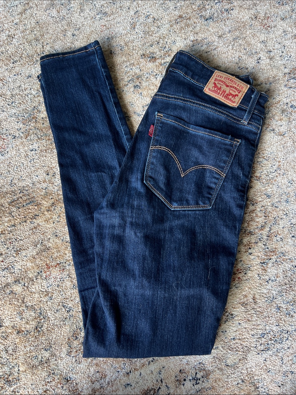 Levi's Skinny Jeans in Dark Blue Wash